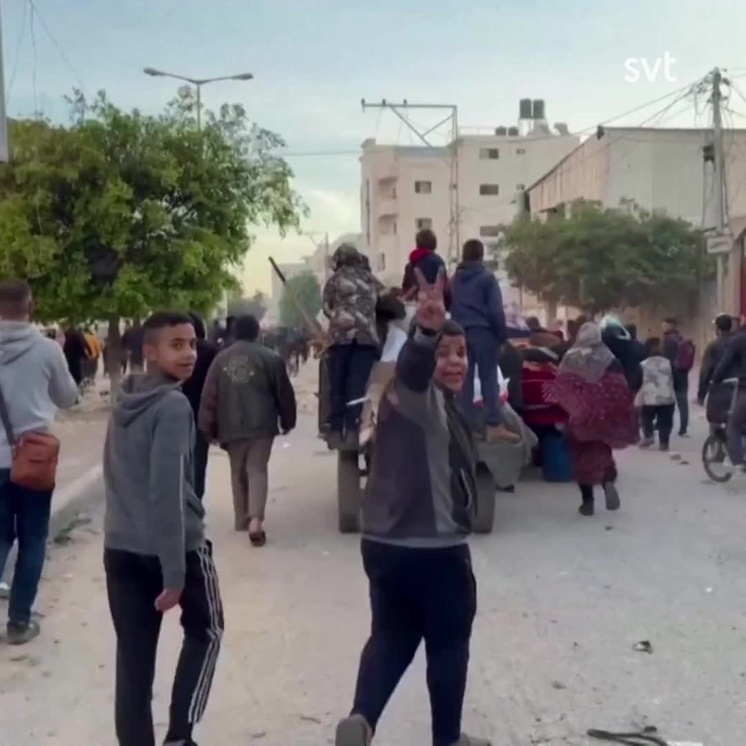 Hoppfulla palestinier springer för att återse sina hem