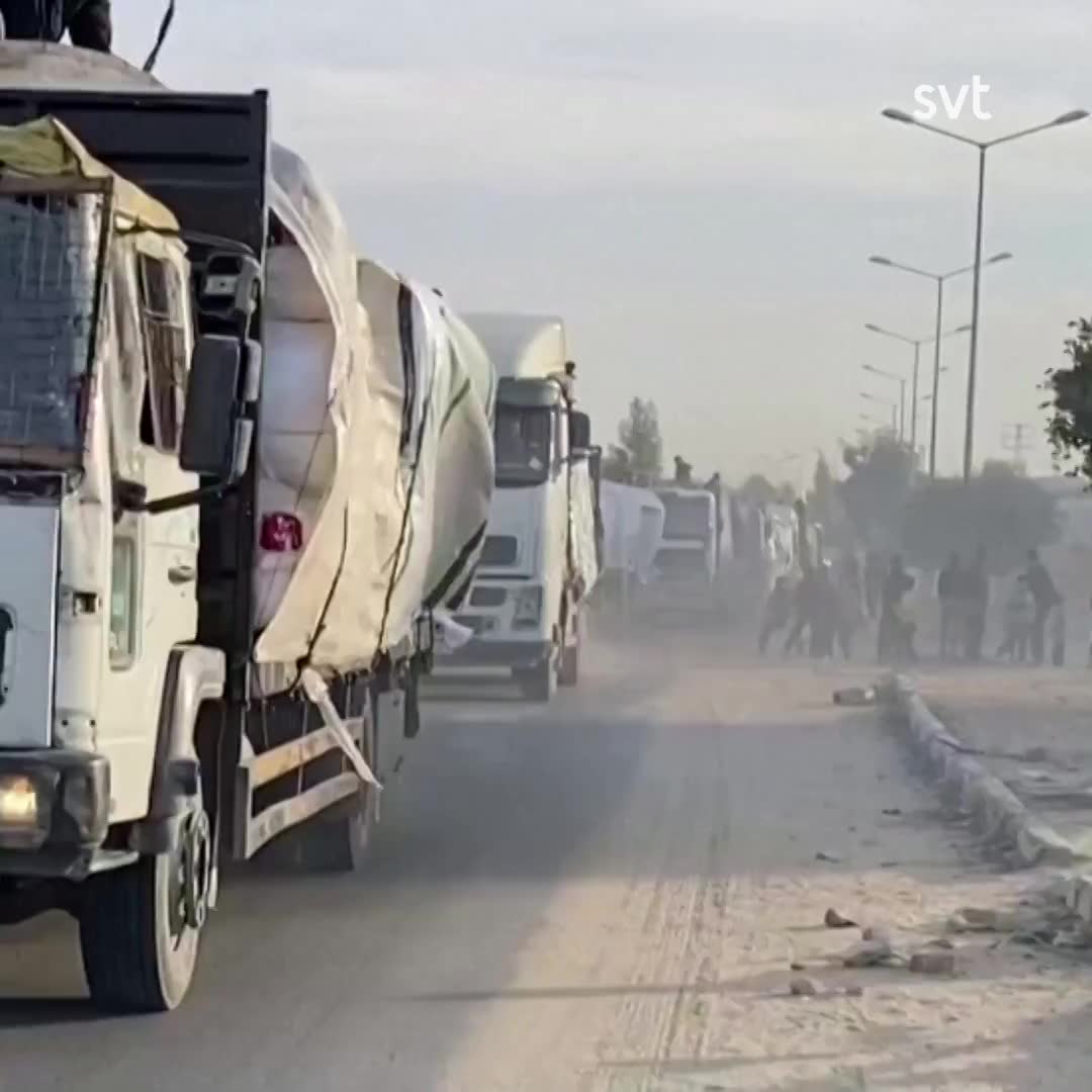 Gränsen öppnas –nödhjälp släpps in i Gaza